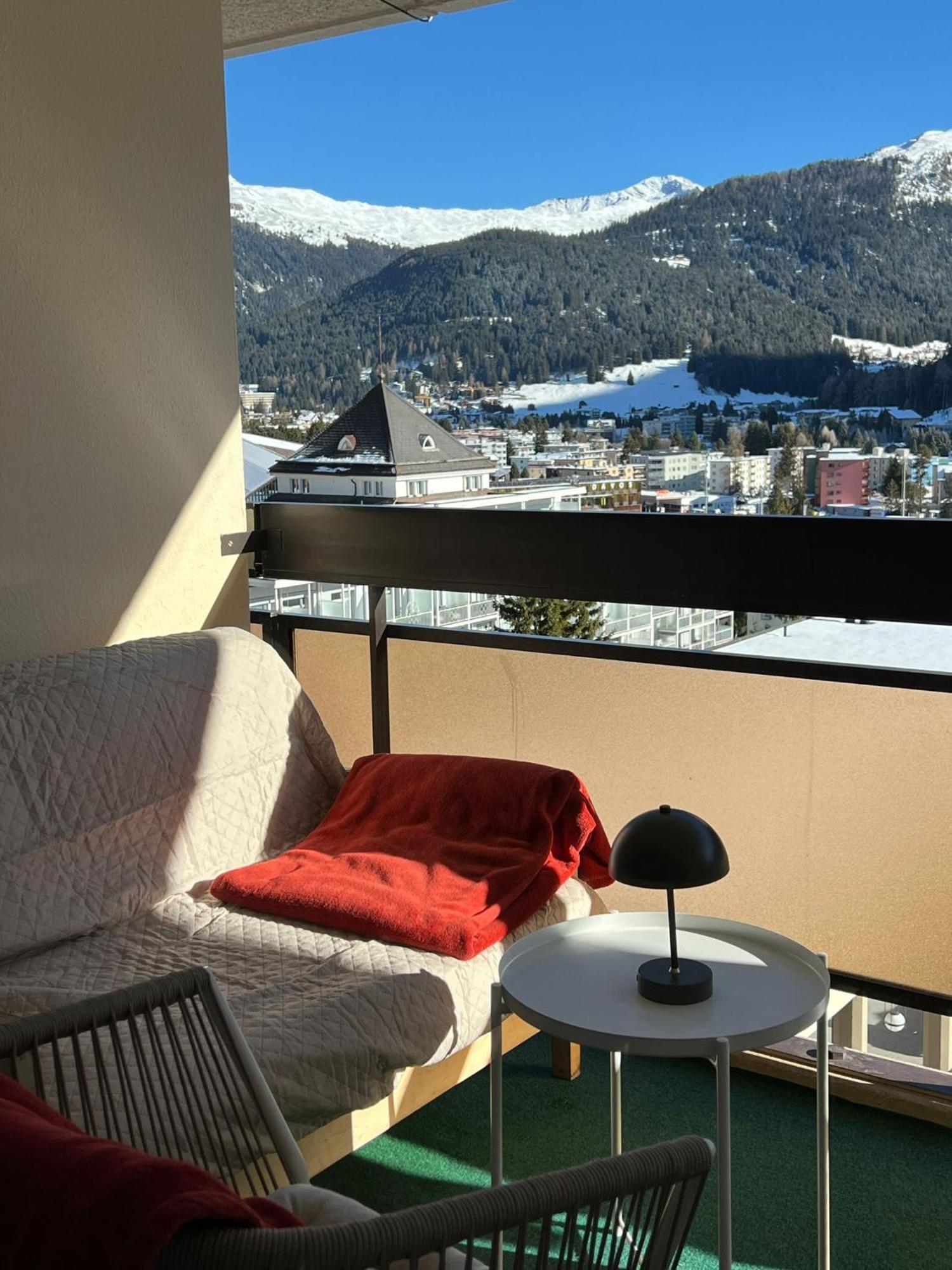 New Renovated Apartment In Center Of Davos Eksteriør bilde